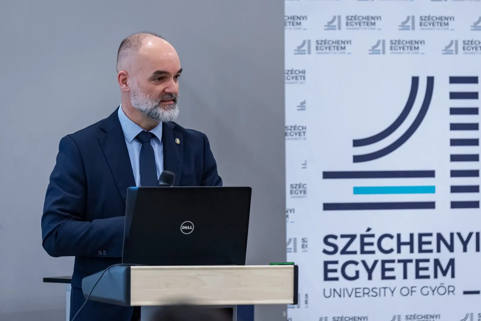 Dr Péter Smuk, Dean of the Faculty, emphasised that digitalisation cannot be avoided, but it does not in itself offer a solution: the interpretation and responsible application of the changes remain the task of lawyers (Photo: Máté Dudás)